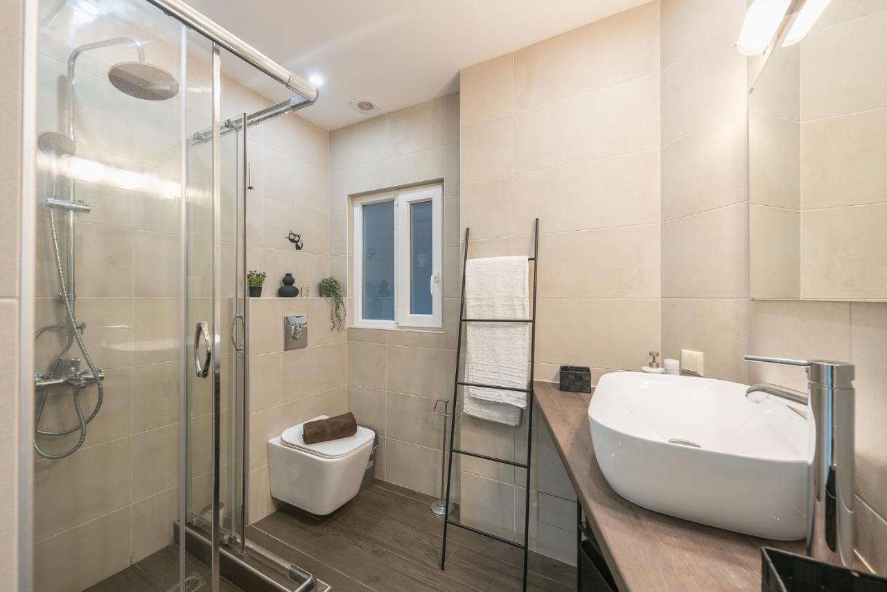 Superb Acropolis View 3Bd Apt In Historical Center Атина Екстериор снимка